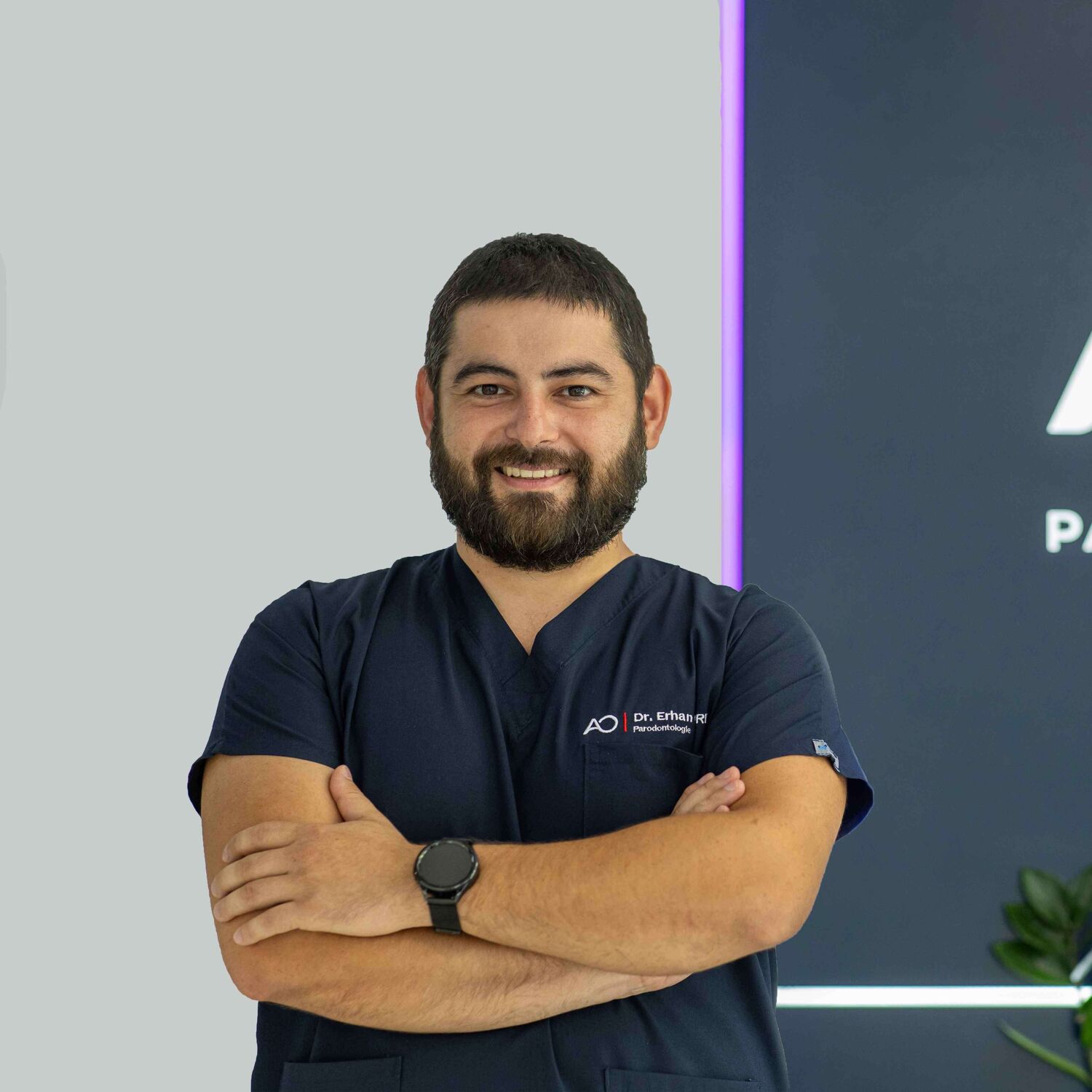 Dr. Erhan Cherim